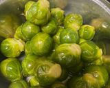 Foto del paso 1 de la receta: Coles de Bruselas en Air Fryer
