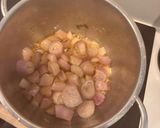 Foto del paso 2 de la receta: Chalotas caramelizadas con vermut