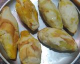 A picture of step 3 of Corn stuffed bread rolls.