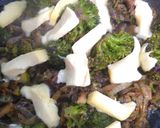 Foto del paso 4 de la receta: Brócoli con cebolla y queso
