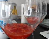 Une image de l'étape 3 de Milk-shake banane-fraise.