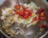 Foto langkah ke 4 dari resep Tumis Daging Sapi Kecap + Saus Tiram.