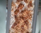 A picture of step 7 of Apple pie ice cream with caramel sauce.