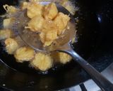 A picture of step 4 of Crispy potatoes chunks.