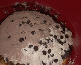 Foto del paso 2 de la receta: Queque húmedo de chocolate y chips de chocolate 1, 2, 3, 😁