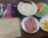 Hình bước làm 1 của món Kimbap chiên