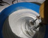 Foto langkah ke 1 dari resep #3 Bolu kukus mrekok.