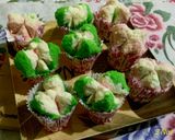Foto langkah ke 5 dari resep Bolu Kukus Mekar.