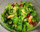Foto del paso 3 de la receta: Ensalada Tropical con Vinagreta de Cítricos