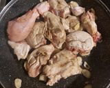 Foto del paso 3 de la receta: Pollo al ajillo!!