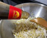 Foto langkah ke 3 dari resep Tauge Saos Tiram.