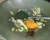 Foto langkah ke 4 dari resep Kerang Saos Padang.