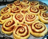 A picture of step 5 of Super Soft Cinnamon Rolls.