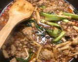 รูปขั้นตอนการทำที่ 3 ของ หม่าล่าผัดหมูสับ (อาหารจีน) ฉบับเด็กหอ🇨🇳