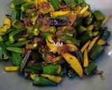 A picture of step 6 of Bhindi, Aloo, Pyaz Fry.