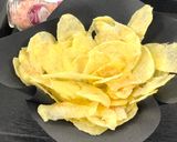 Une image de l'étape 4 de Chips sans huile au microonde.