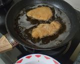 Foto langkah ke 1 dari resep Mie goreng Katsu sambel geprek.