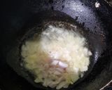 A picture of step 3 of Macaroni Soya Tikki Burger.