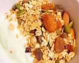 Hình bước làm 1 của món Ngũ cốc Granola mix sữa chua bữa sáng giảm cân