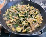Une image de l'étape 9 de Gratin de blettes et courgette au porc et parmesan.