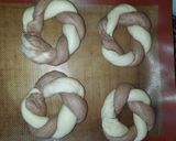 Foto del paso 6 de la receta: Aros de pan bicolor