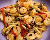 รูปขั้นตอนการทำที่ 4 ของ กุ้งผัดซอส XO