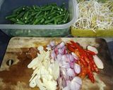 Foto langkah ke 1 dari resep Tumis Kacang Panjang tauge.