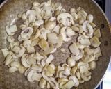 Foto del paso 4 de la receta: Ñoquis de espinaca con crema y champiñones