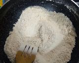 عکس مرحله 1 از دستور حلوا زعفرانی
