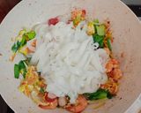 Foto langkah ke 4 dari resep Kwetiau Goreng Udang.