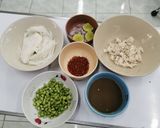 รูปขั้นตอนการทำที่ 2 ของ ยำขนมจีนอกไก่