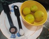 A picture of step 2 of Lemando juice.