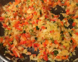 Foto del paso 6 de la receta: Relleno de empanadas de carne