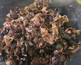 Gambar langkah 3 resipi Wood Ear Mushroom Salad.