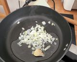 Foto langkah ke 3 dari resep Cah Ayam Jamur ala GM.