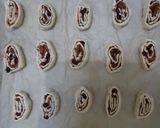 Foto langkah ke 3 dari resep Milo Roll Pastry.