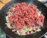 Une image de l'étape 8 de Gratin de thiéré au bœuf, légumes et emmental.