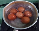 Foto langkah ke 4 dari resep Telur Asin Bawang Pedas.