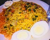 A picture of step 5 of Egg Veggies noodle 🍜by maryumms_cuisine🌸.