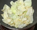 รูปขั้นตอนการทำที่ 6 ของ หมูสามชั้นตุ๋นกะหล่ำปลี