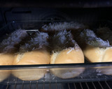 Foto del paso 5 de la receta: La salchicha fresca que quería ser hot dog (Que la envidia es muy mala)