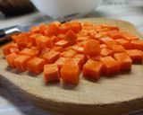 Фото кроку 2 до Картофель тушёный со свининой и грибами.