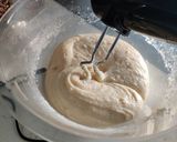 A picture of step 4 of Pão de Queijo.