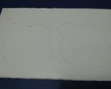 Foto langkah ke 4 dari resep Step by step membuat bento "my melody" tanpa cetakan khusus.