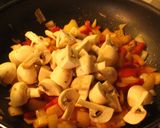 Foto del paso 8 de la receta: Entrevero arvejoso con pez frito