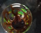 A picture of step 2 of Chochlate milkshake.