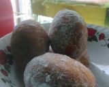 Foto langkah ke 7 dari resep Donat praktis tanpa telur.