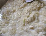 A picture of step 2 of Lauki halwa.