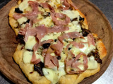 Pizza Blanca casera. (*Sin tomates) 🍕🧀🫑🌶️🍄‍🟫