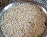 A picture of step 1 of Tayari (sweet rice).